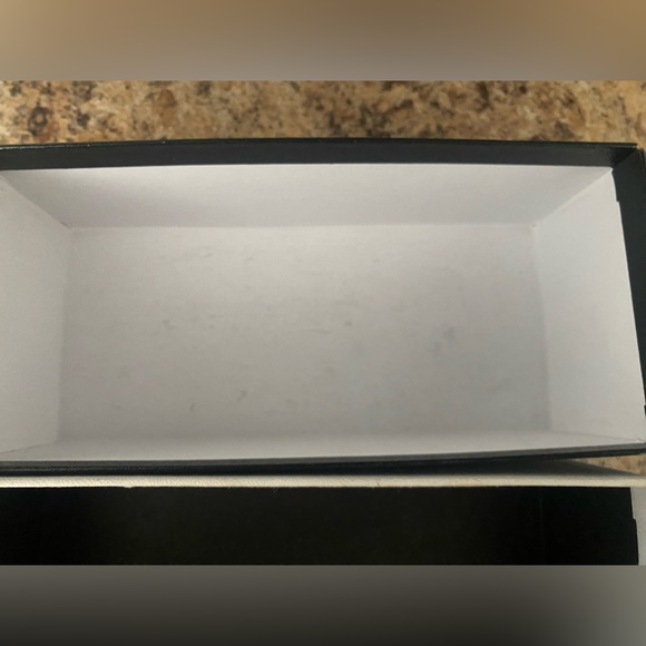 Chanel Black empty box - Picture 5 of 10